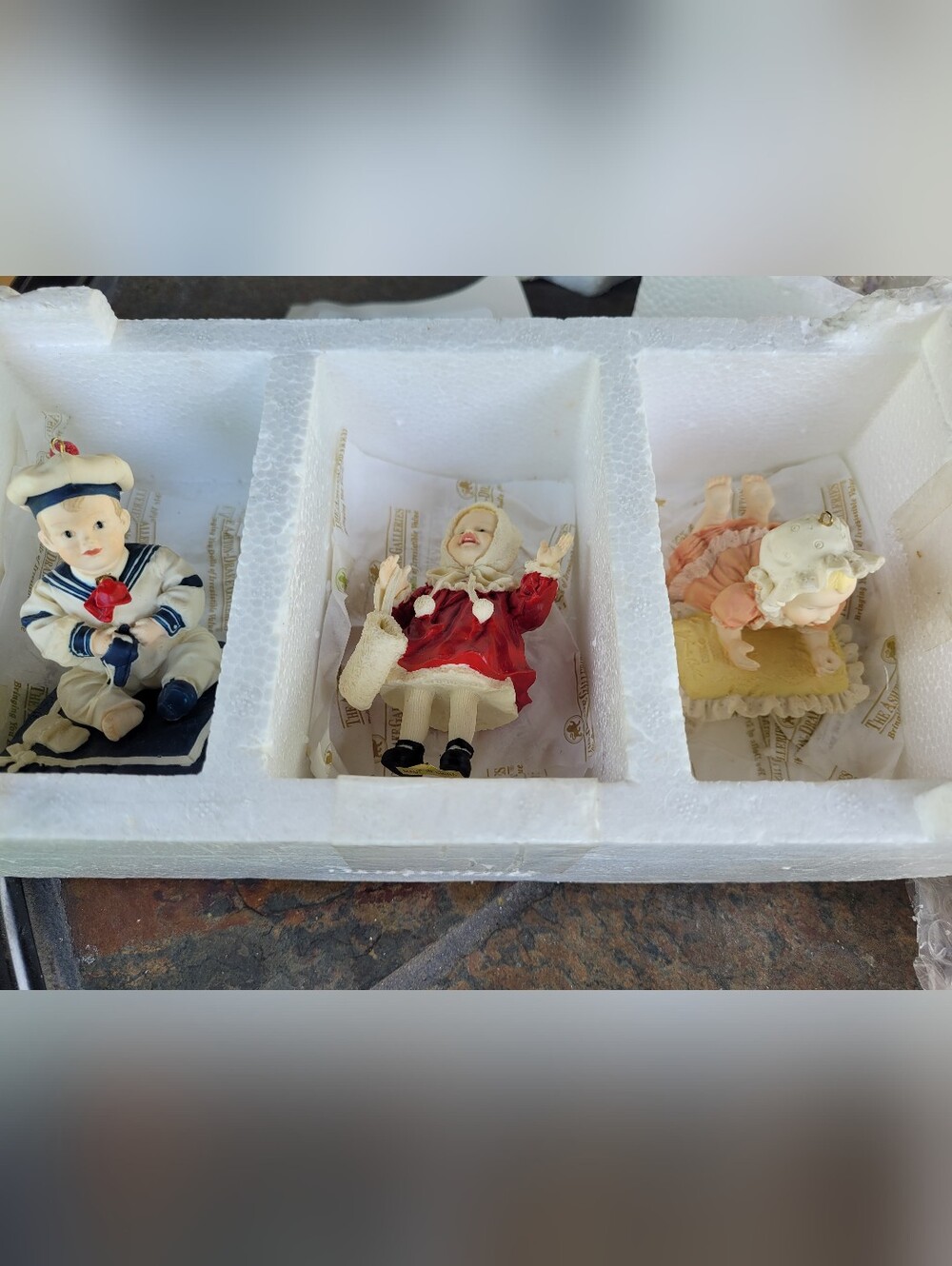 Ashton-Drake 1993 Collection Of Heirloom Baby Ornament (BC1)